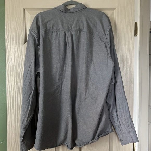 Eddie Bauer men’s button-down - Picture 6 of 6